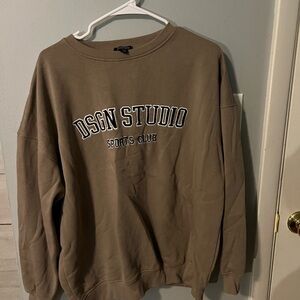 BOOHOO DSG STUDIO CREWNECK